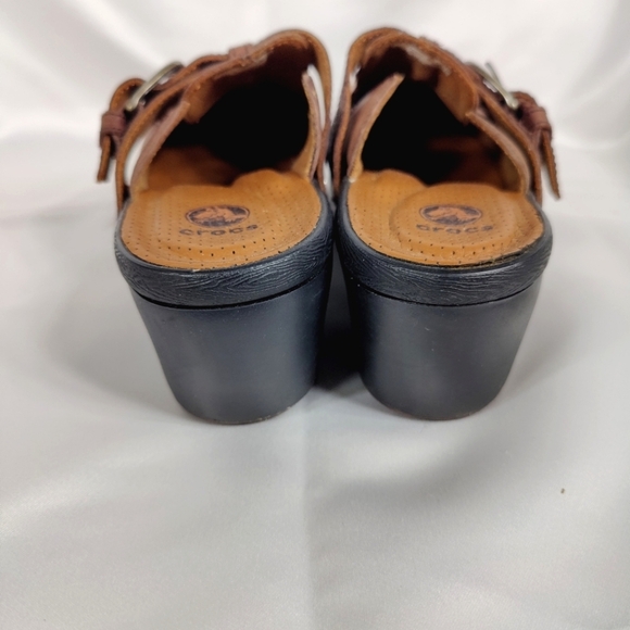 Crocs Cobbler Leather Buckle Clog Mules Brown Slip On Women's Shoes Size 6 - Picture 6 of 9